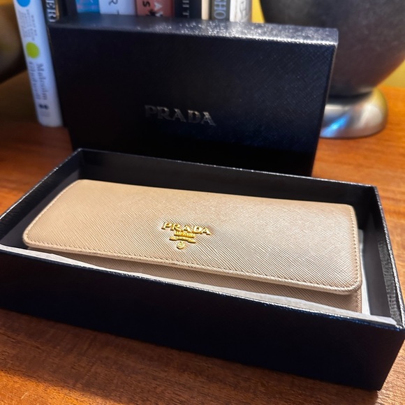 Prada Saffiano Long Wallet Camel - Picture 8 of 16
